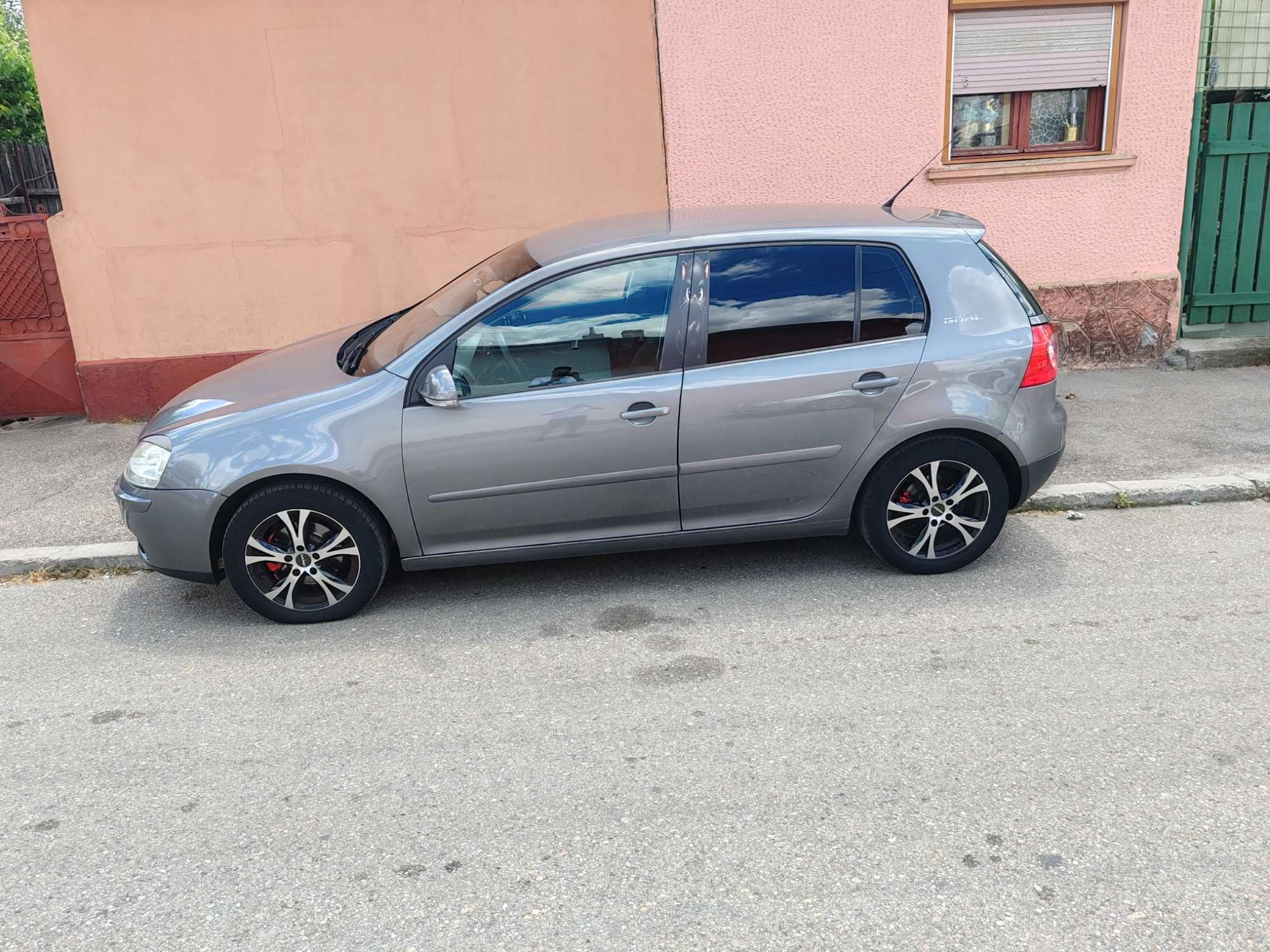 De vânzare Golf 5