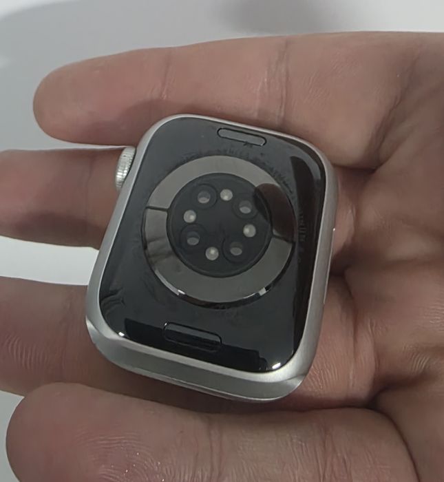 Nu livrez ! Vand apple watch series 9 2024 41mm sănătate baterie 99%