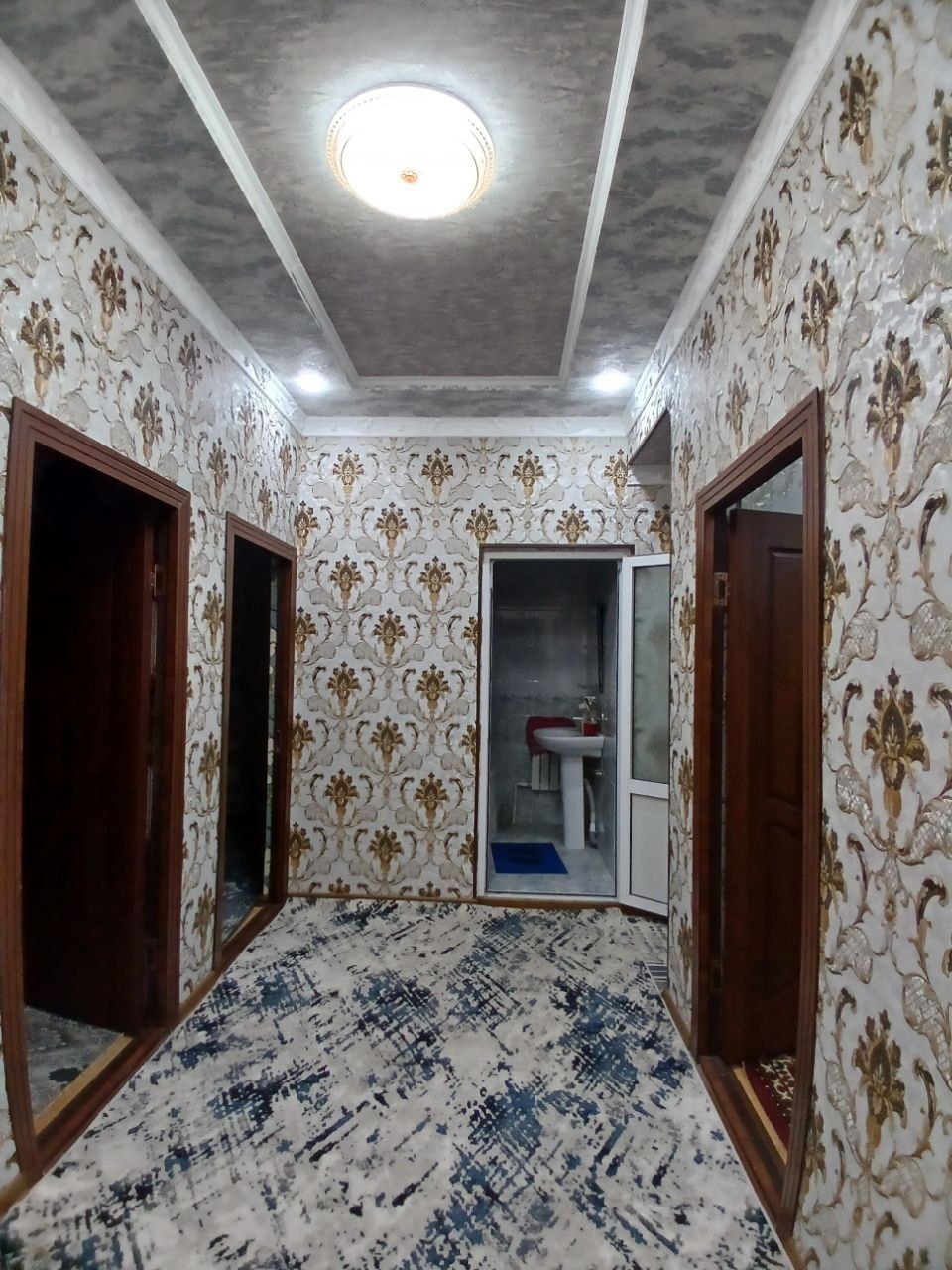 UY SOTILADI 3 хонали Квартира