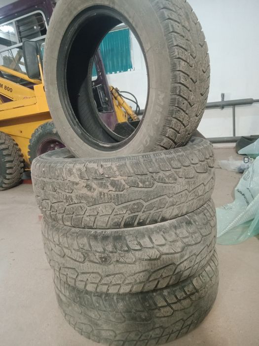 Продам зимнию резину