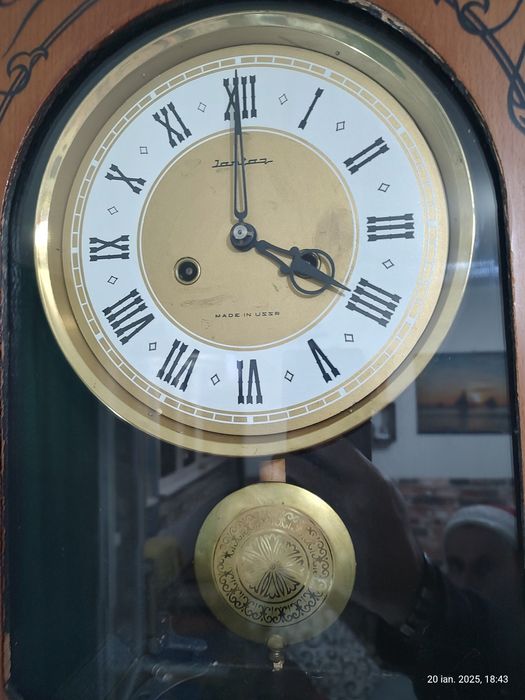 Ceas jantar mecanic.