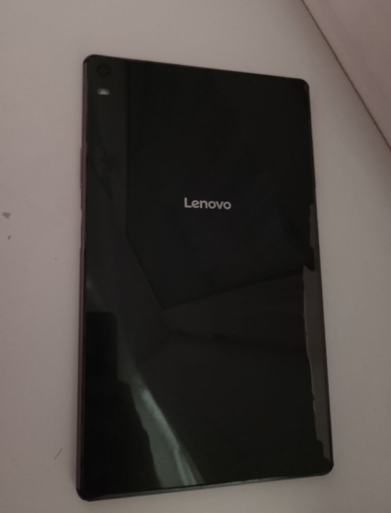 Lenovo Tab 4 8 plus