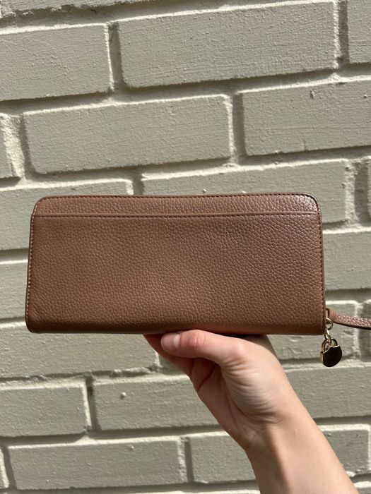 Оригинално портмоне на Ted Baker