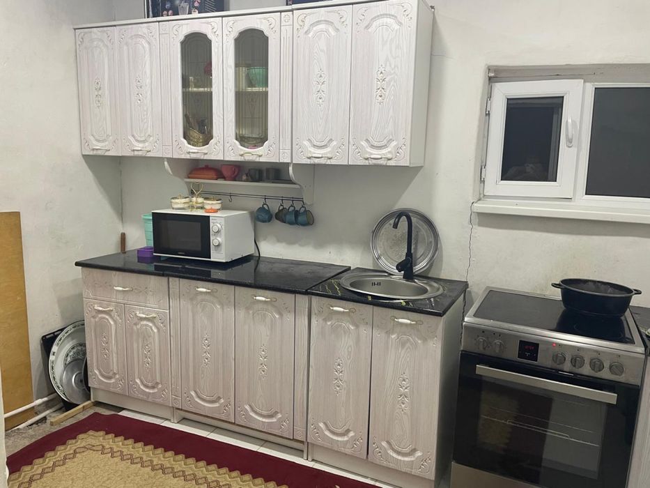 продается кухненный гарнитур