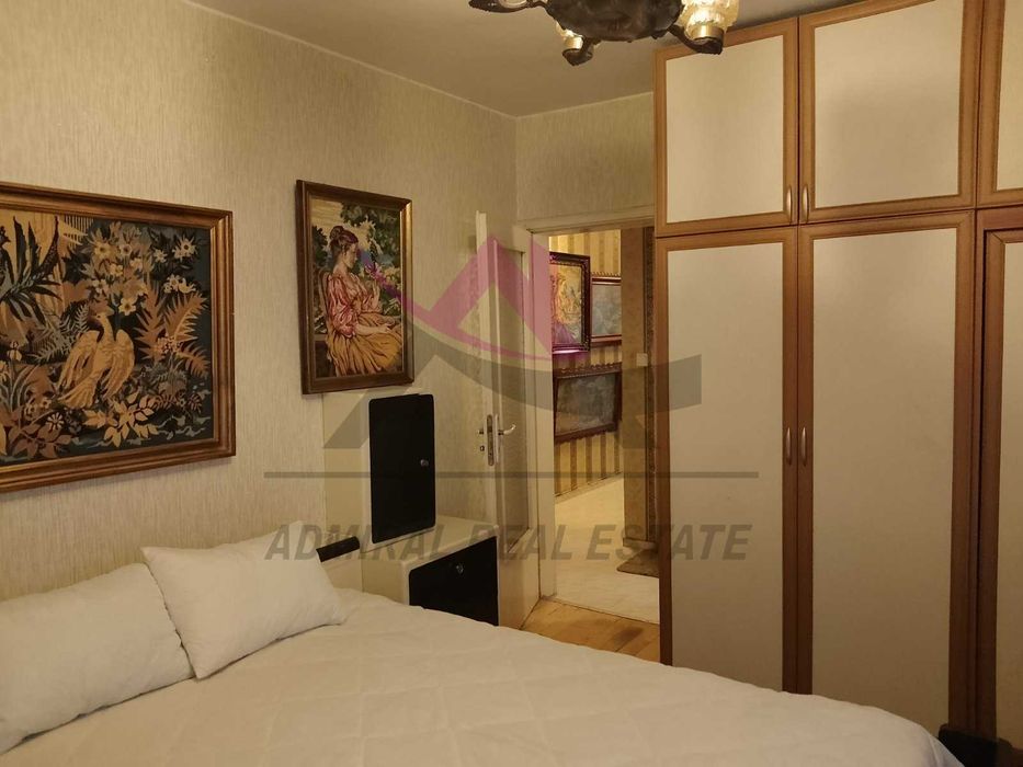 Просторен! Тристаен- Спортна Зала