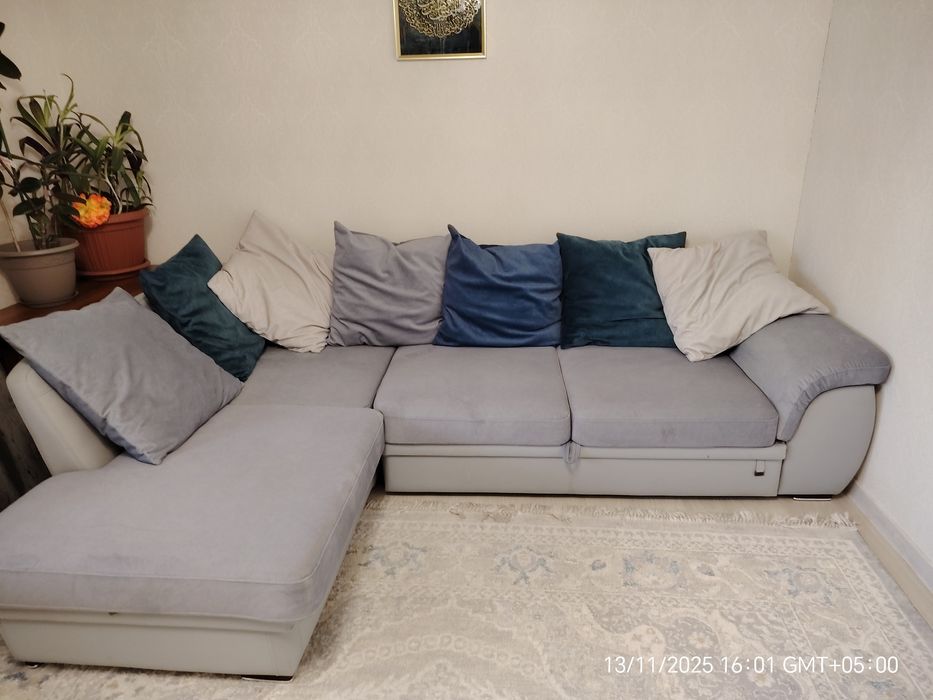 Продам диван в отличном состоянии