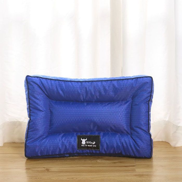 Лежанки для вашего питомца.