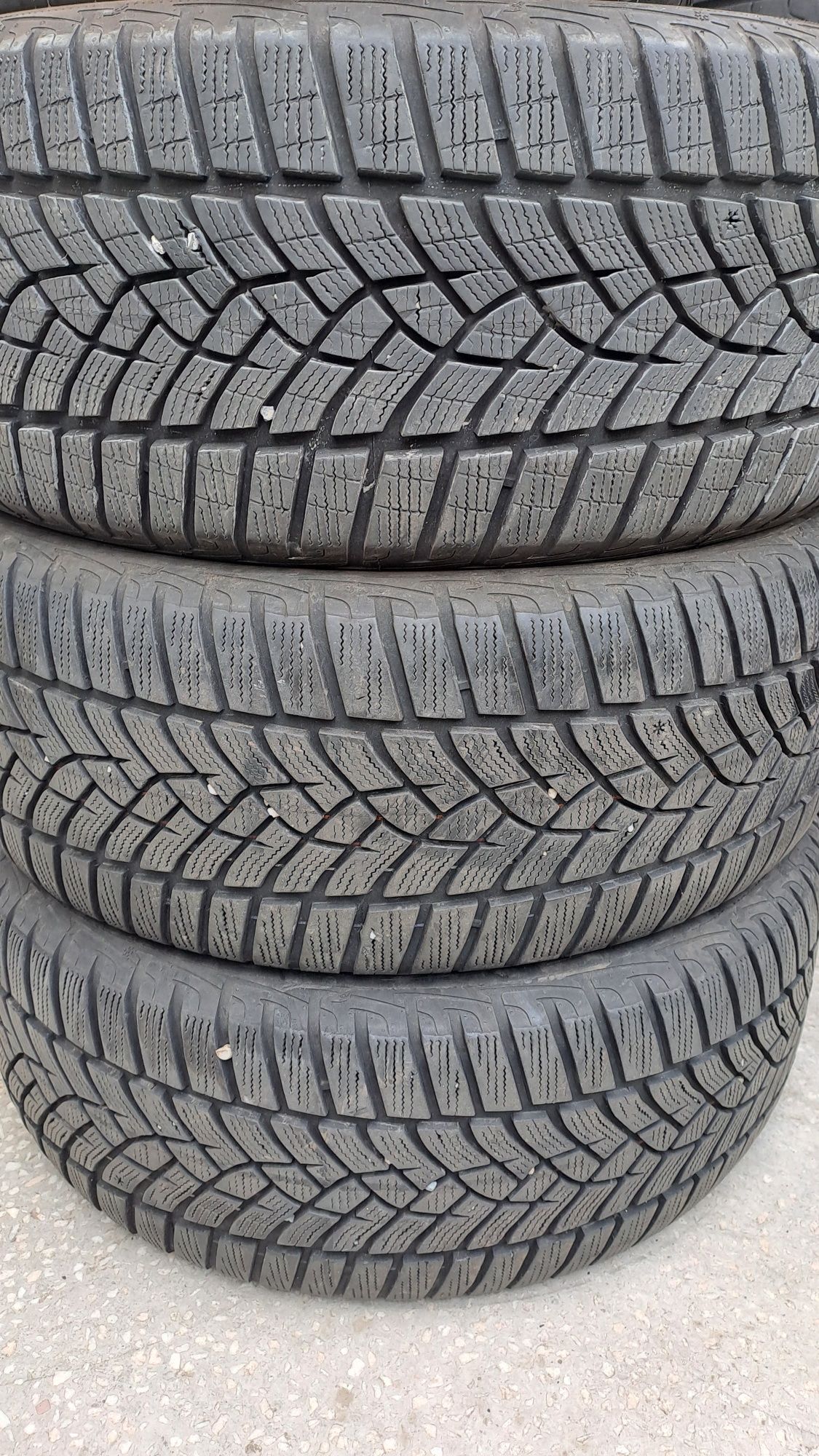 Anvelope iarna 225 50 r17 GOODYEAR