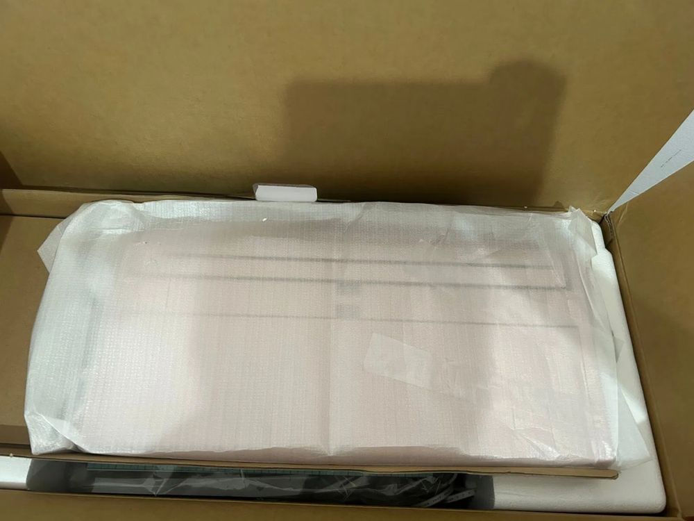 Silhouette Cameo 5, Абсолютно новый! Недорого!