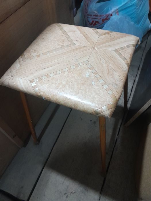 Продам Прочную Табуретку