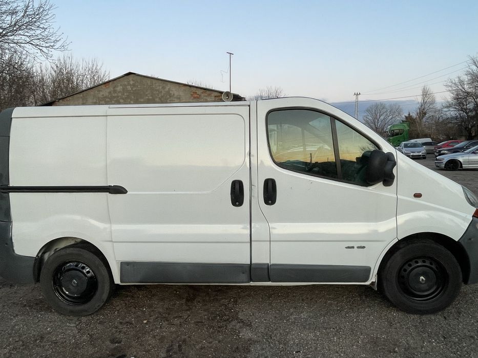 Renault trafic 1.9 dci 100 НА ЧАСТИ