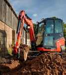 Inchirieri miniexcavator stivuitor