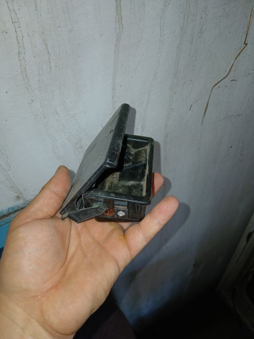 Продам запчасти на ауди