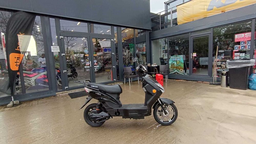 Scuter electric VSX, 48V, 20Ah, 1050W, Fara permis, 25Km/h, Negru 60Km