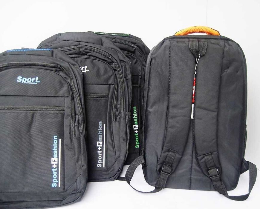 Ghiozdane cu trei compartimenta