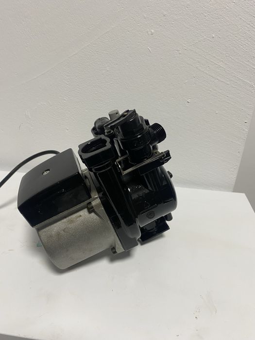 Pompa recirculara vissmann vitopend completa