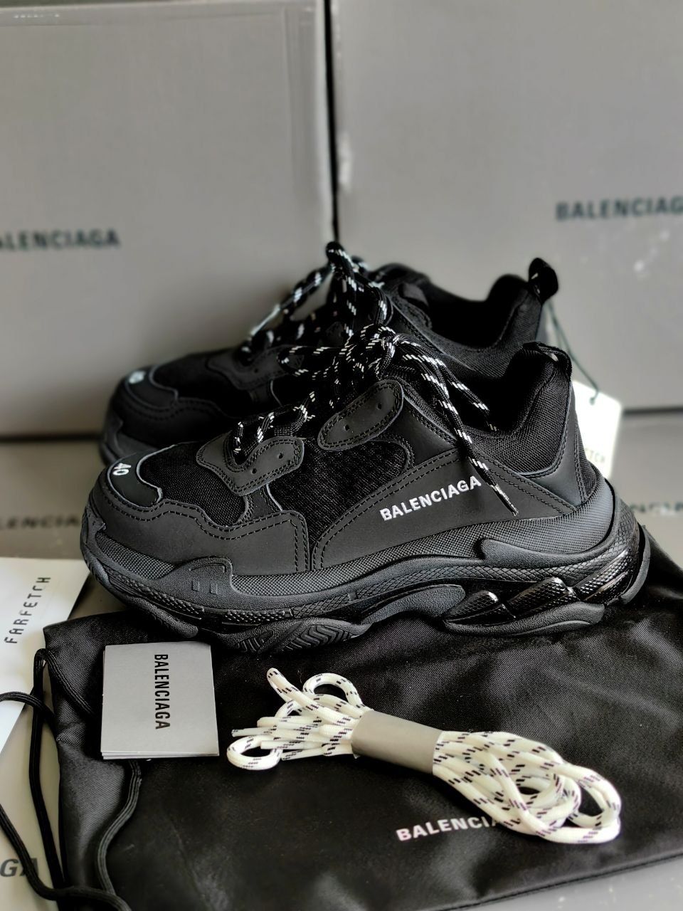 Обувки BALENCIAGA Triple S сникърси кецове