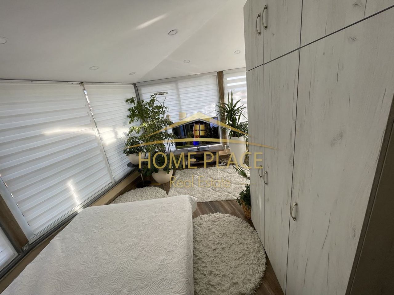 Дава се под наем Тристаен апартамент в Варна, м-т Пчелина - 100 кв.м за 561 € - Снимка #5