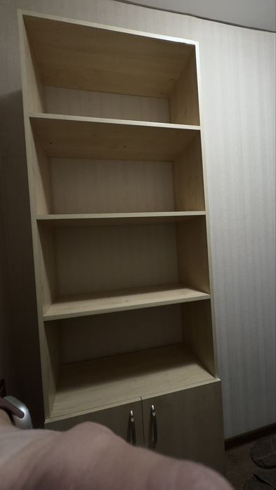 Два стеллажа для детской комнаты или гардеробной или в комнату