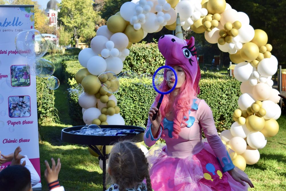 Animatori pentru copii Bucuresti