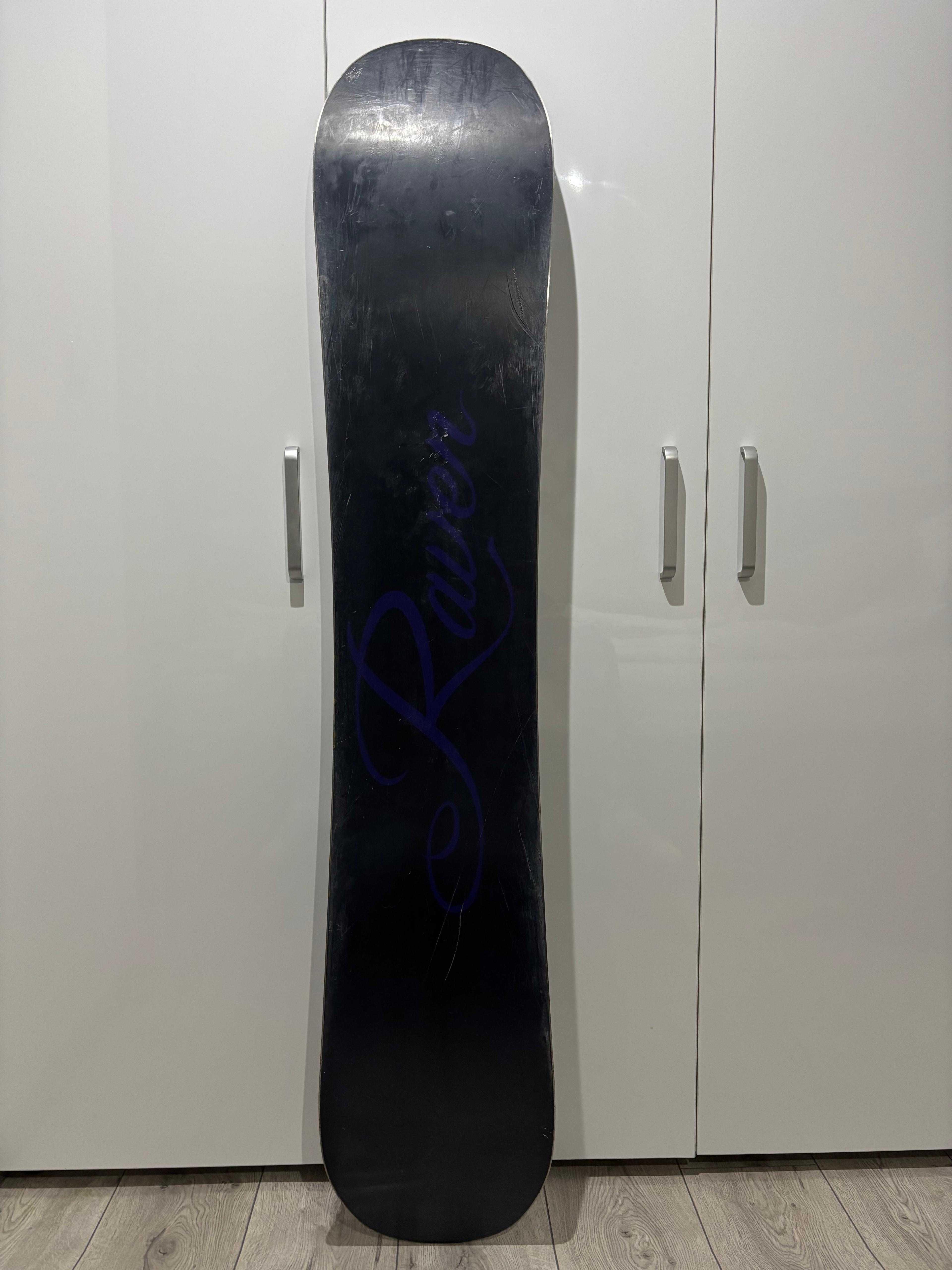 Placa snowboard Raven Mia Black 150 cm