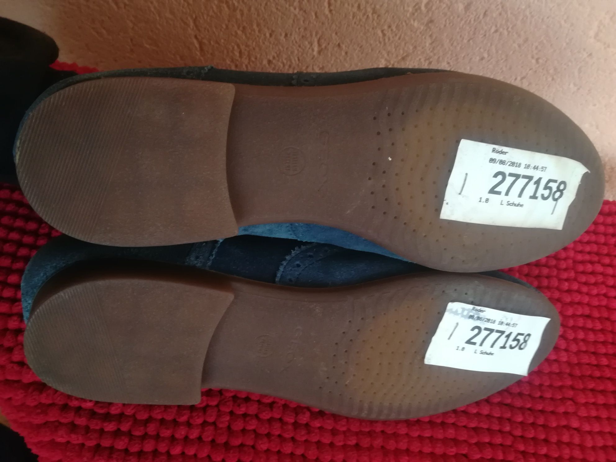 Pantofi noi Geox nr 44 piele întoarsă