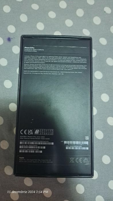 Cutie iphone 13 pro gold