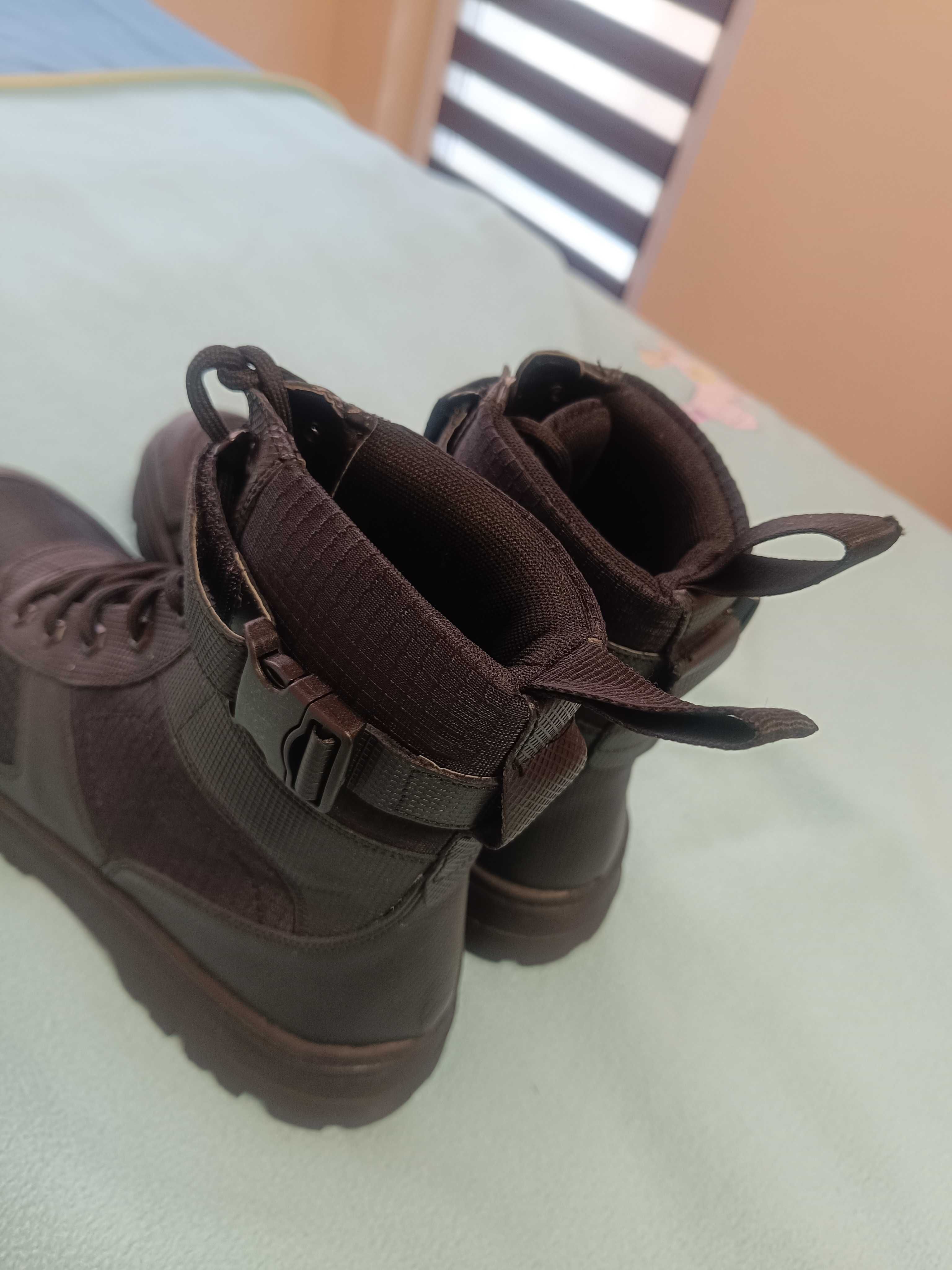 Обувки Jack Wills Combat