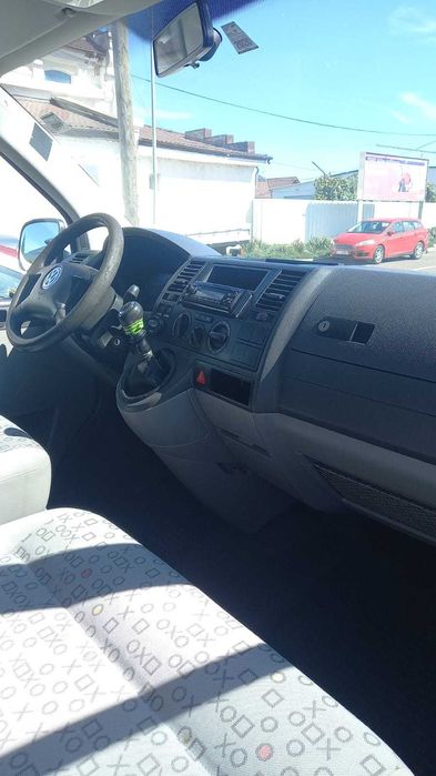 VW T5 Caravelle 2.5 TDI, 7+1 locuri, 4x4