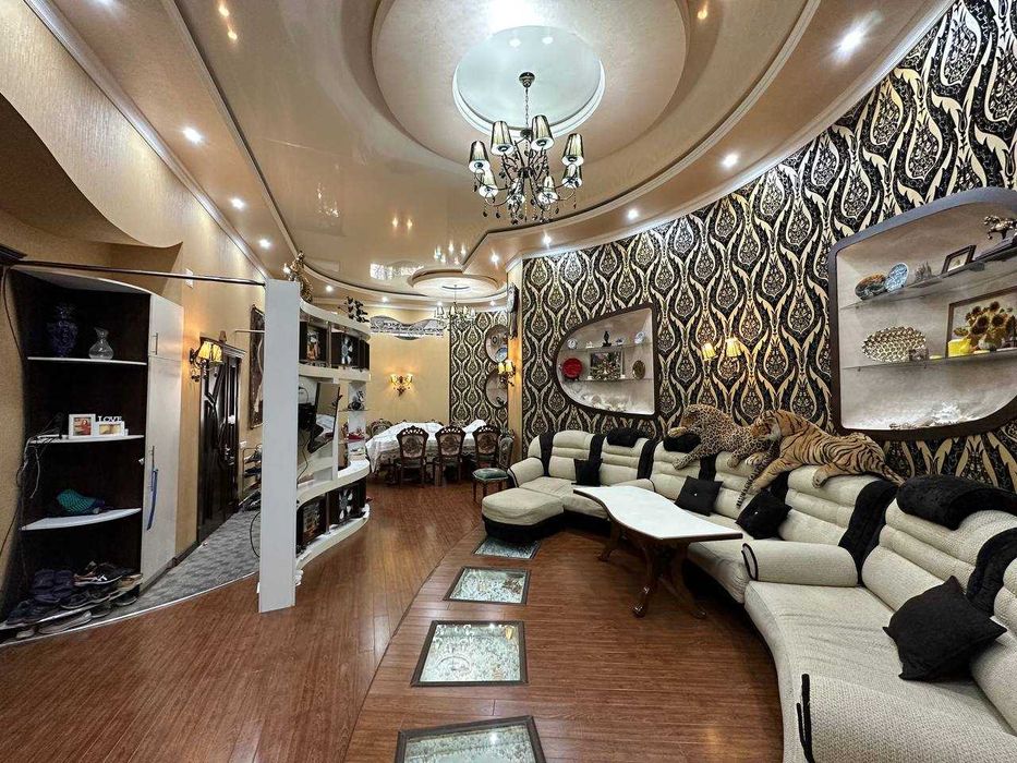 ЖК  ЭЛИТ КОМФОРТ 3/3/7 140 м.кв Садика Азимова ( Японское посольство)