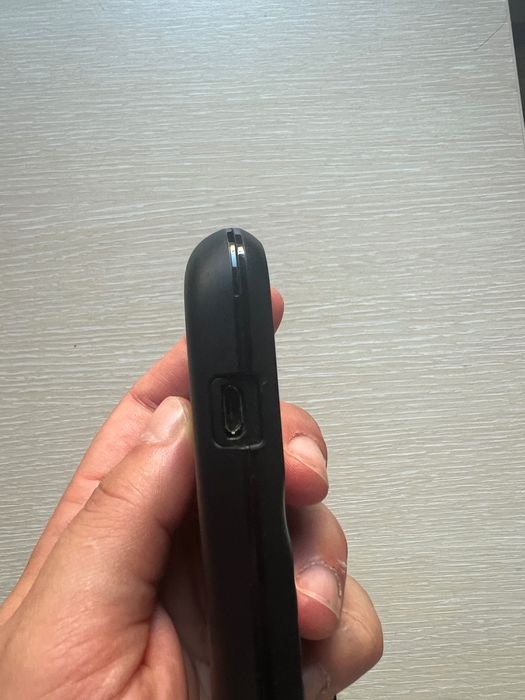 Телефон с бутони ALCATEL работи