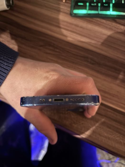 Iphone 12 mini se vinde urgent