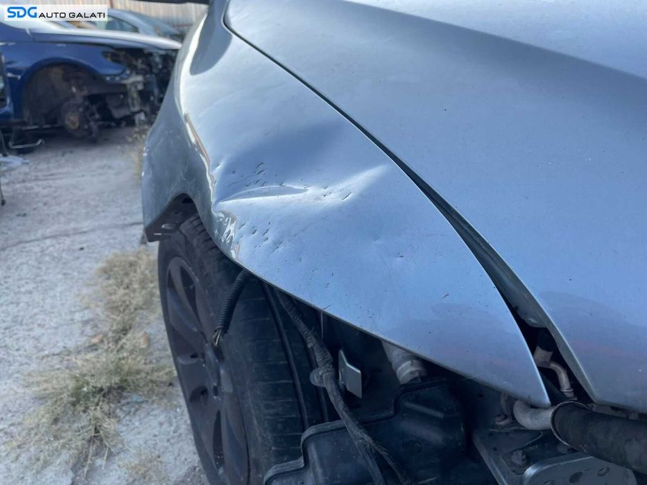 Aripa Dreapta Fata cu DEFECT Skoda Superb 2 2008 - 2013 [0235]