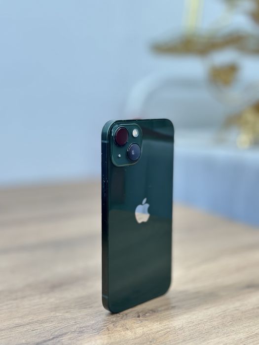 Айфон 13 сатылад четкей жасап тур минус жок алам дегендер торг бар