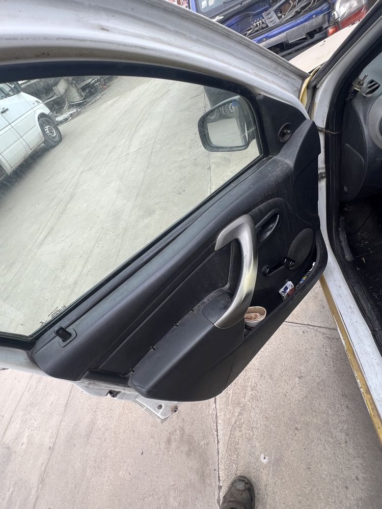 Dacia Sandero НА ЧАСТИ