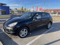 Продавам Porsche Cayenne