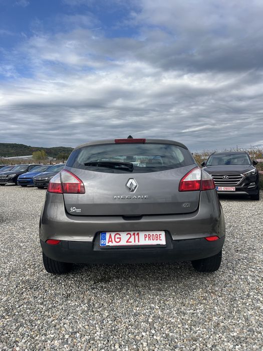Renault megane bose 2011 1,5 d 110 cp