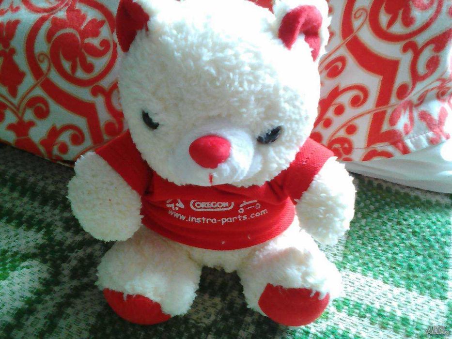 продавам  кукли и плюшени играчки