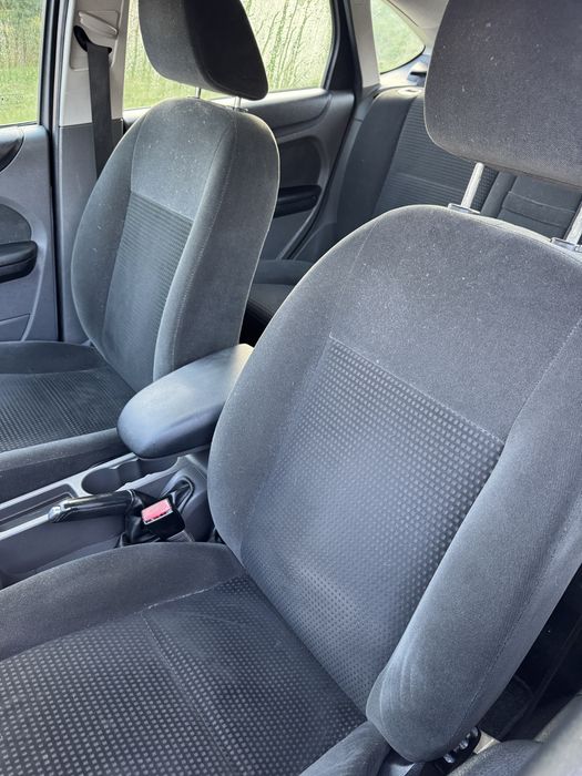 Vand Ford Focus 1,6 Ghia