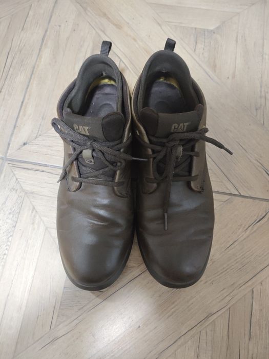 Продам б/у полуботинки Caterpillar, 42 размер, г. Алматы