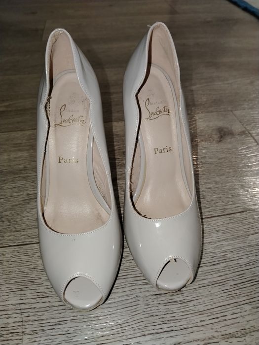 Продается туфли ботильон