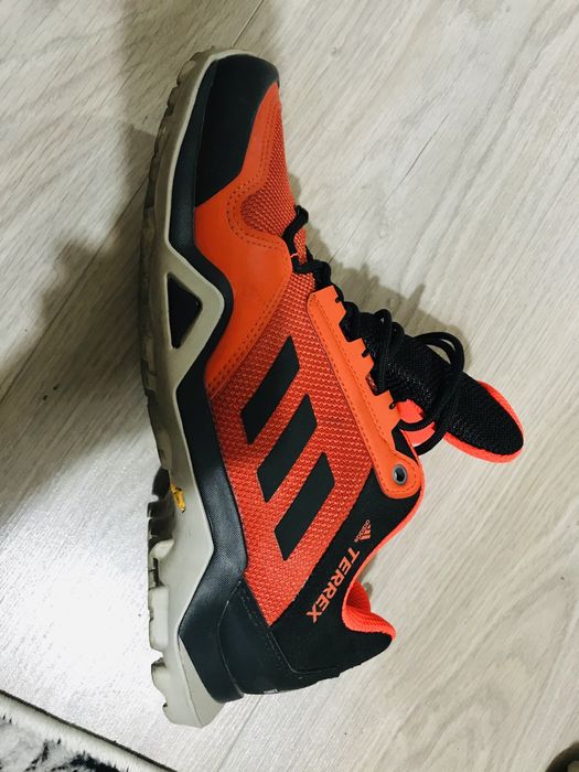 Adidasi Terrex in stare Foarte Buna