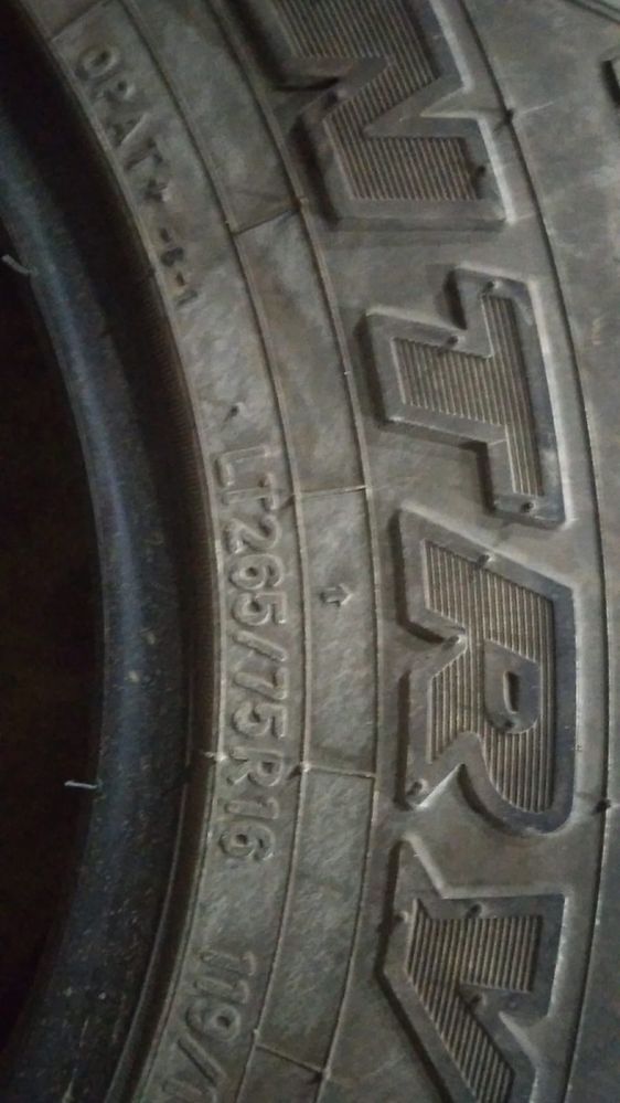 Шины toyo 265/75R16 а/т