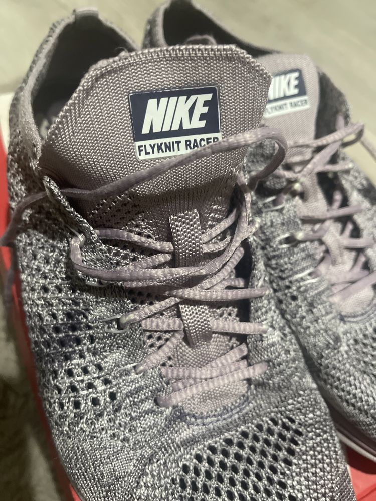 Vand adidasi Nike flyknit racer originali