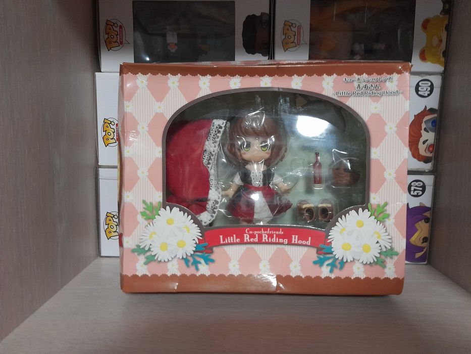 Figurina Articulata Red Riding Hood - Scufita Rosie, Cutie