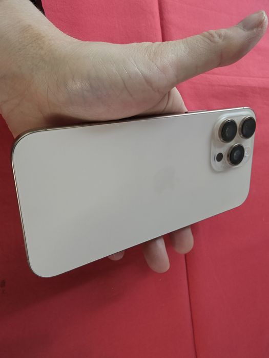 -Iphone 16Pro Max, ca Nou, 256Gb, 8Ram, bat: 100%-170 cicluri incarcar