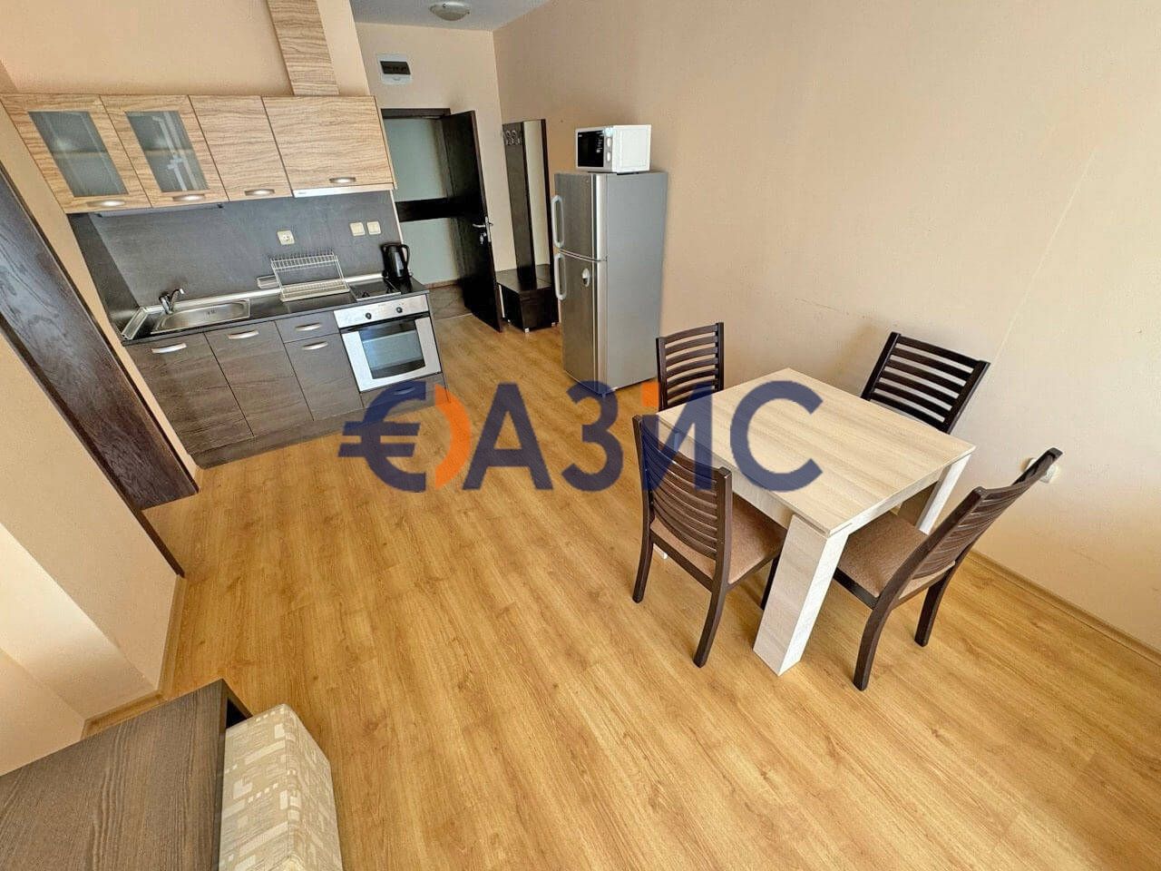 Продава се Двустаен апартамент в Свети Влас - 90 кв.м за 1323 €/кв.м - Снимка #3