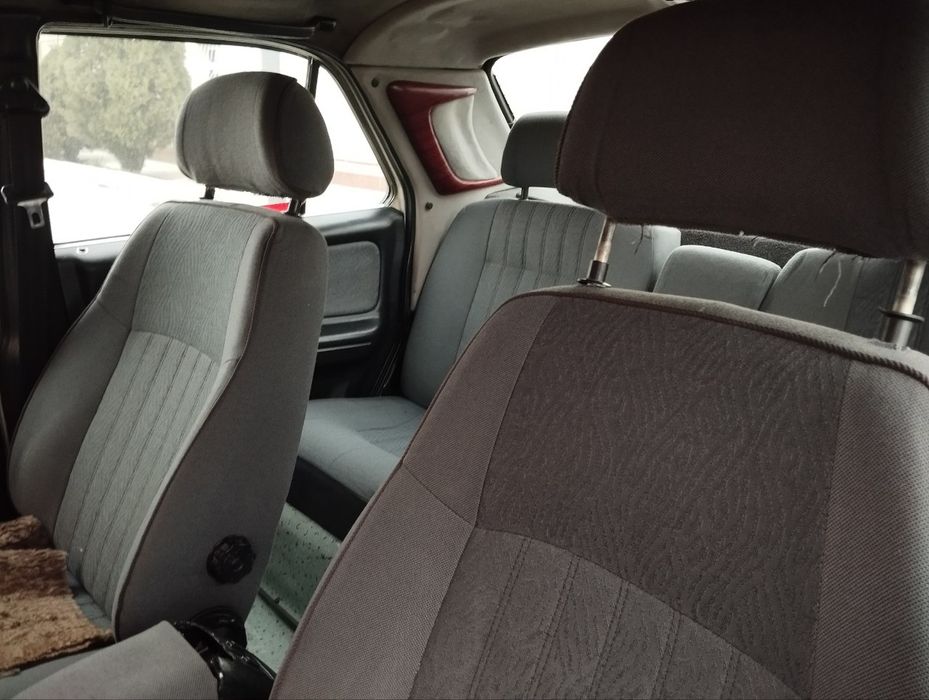 Volga 31105 sotiladi holati urtacha metan gaz bor