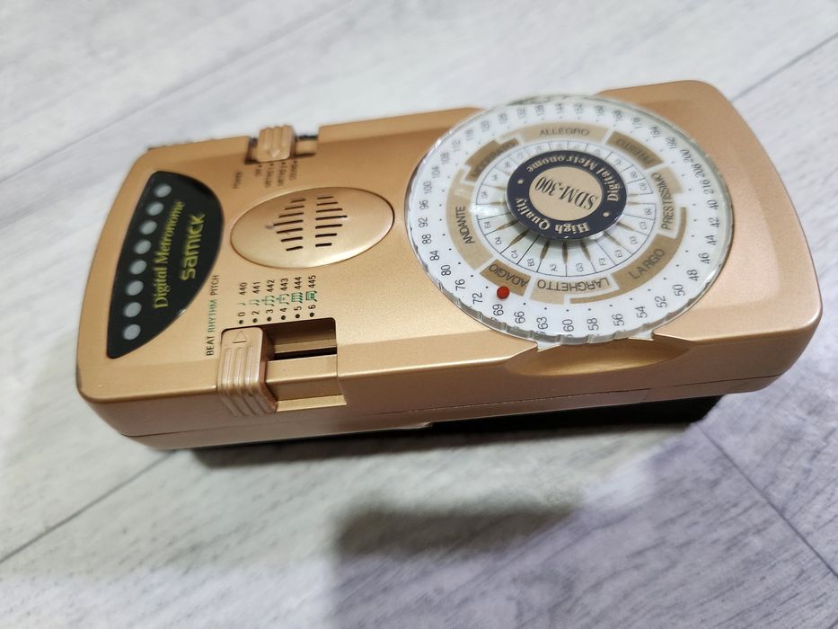 Цифровой метроном SAMICK (korea)