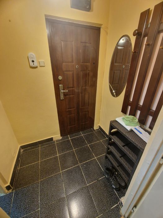 Inchiriere Apartament 2 camere, 1 baie, Florilor-ITC , 40mp, Ofer spre